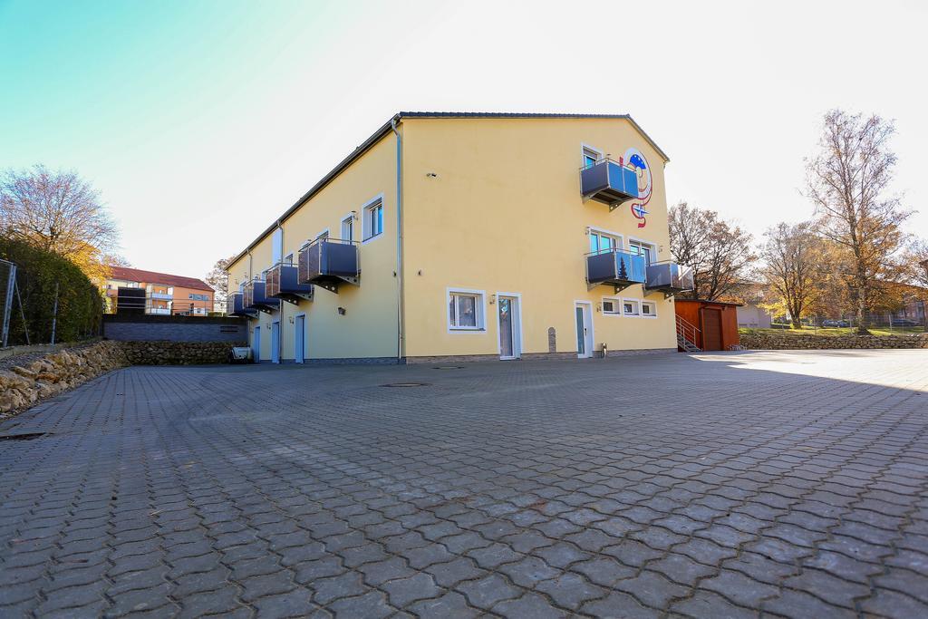 Boardinghouse Schellenberg Hotel Donauwörth Exterior foto